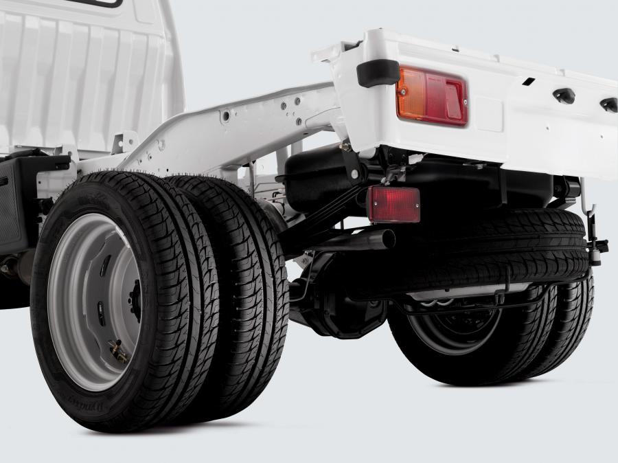 Колеса Piaggio Porter Maxxi Chassis 2009 года  (фото 4 из 4)